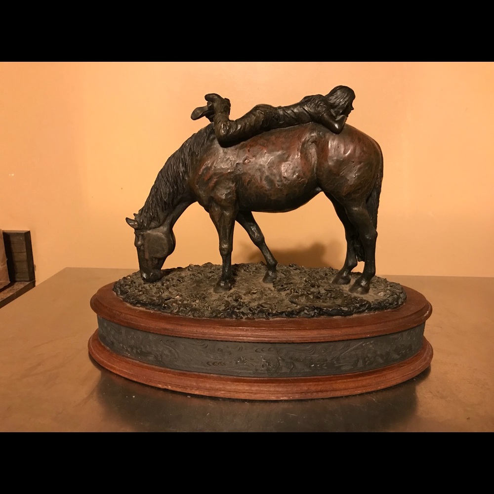 Montana silver smith statue “summer daze”